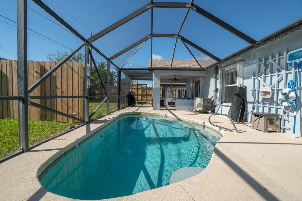 Oceanview Haven - 2Br Beach Townhome With Patio, Shared Heated Pool Steps From Paradise Beach Park! Мельбурн Экстерьер фото