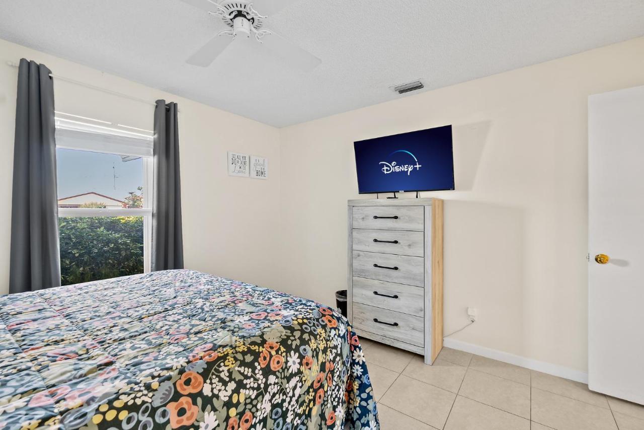 Oceanview Haven - 2Br Beach Townhome With Patio, Shared Heated Pool Steps From Paradise Beach Park! Мельбурн Экстерьер фото