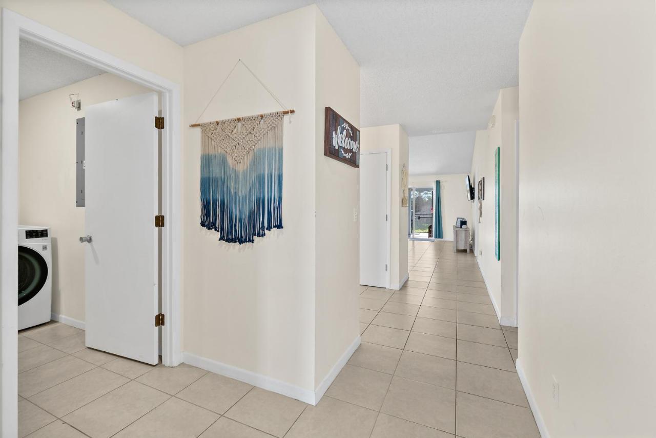 Oceanview Haven - 2Br Beach Townhome With Patio, Shared Heated Pool Steps From Paradise Beach Park! Мельбурн Экстерьер фото